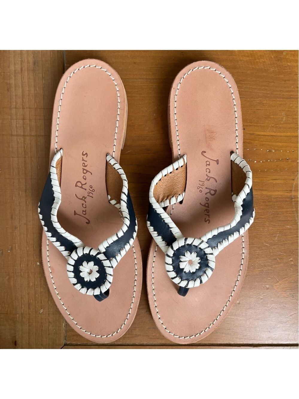 Jack Rogers Women’s Ro Leather Stitched-Trim Navy & White Sandal 7